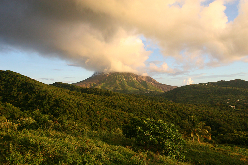 Plymouth, Montserrat - Scenic Navigation